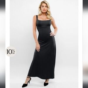 Popilush The Shapewear Dress Square Neck Sleeveless Maxi